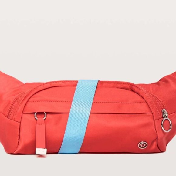 Lululemon On The Beat Belt Bag *4.5L Poppy Coral / Hydra Blue - Picture 8 of 8